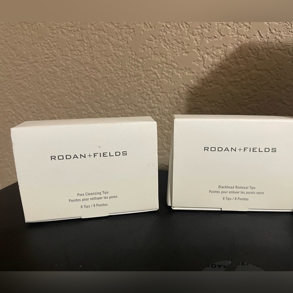 Rodan+Fields Pore Cleansing MD - Picture 3 of 4
